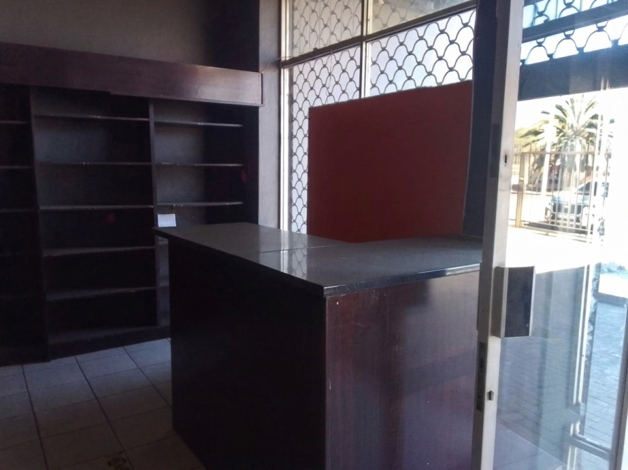 To Let Commercial Property for Rent in Zinniaville North West
